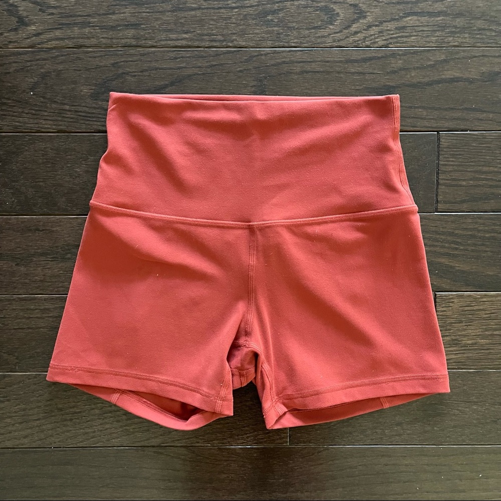 Lululemom Align HR Shorts 4” Size 6 Rust Red